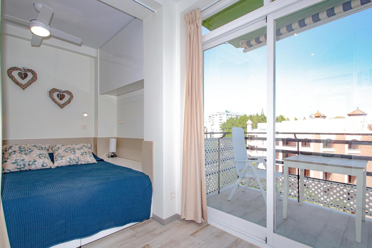 Stylish Studio For Rent With Fantastic Location In Marbella Promenade. Appartement Buitenkant foto